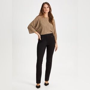 Signature Fit Straight Leg Pants